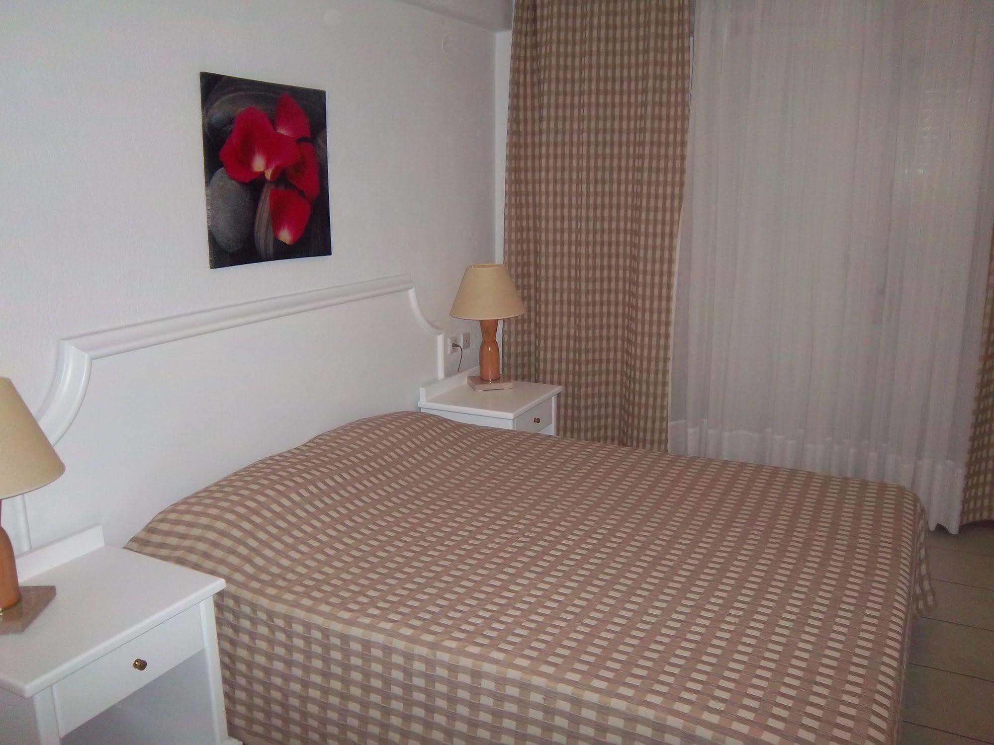 אפיטוס Milos Apartments מראה חיצוני תמונה