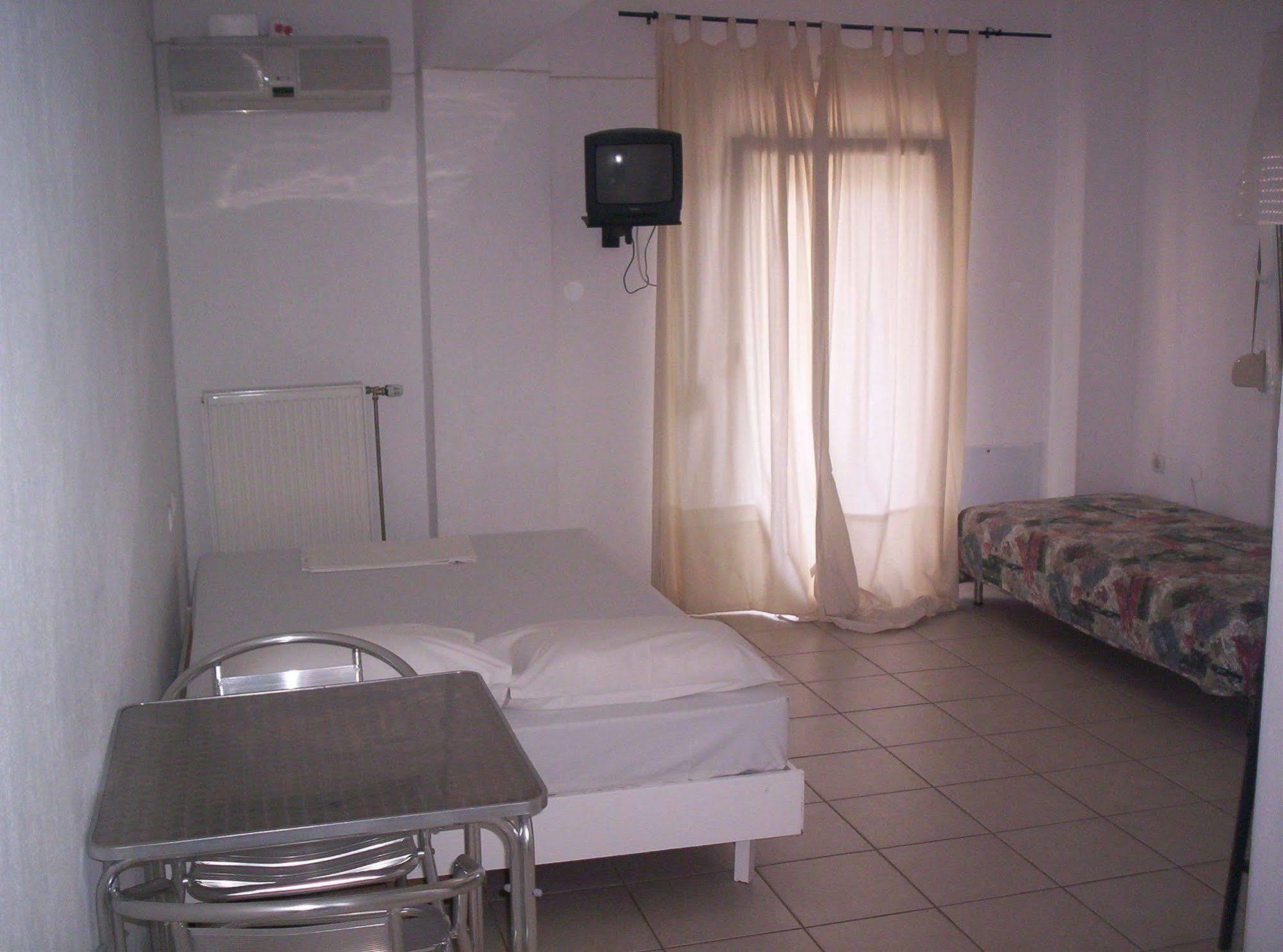 אפיטוס Milos Apartments מראה חיצוני תמונה